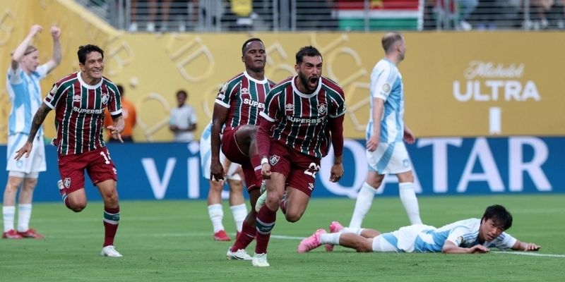 Những chiến lược cạnh tranh của đội bóng