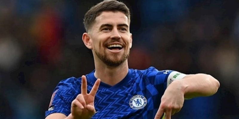 Nhóm cầu thủ trẻ đang bứt phá trong top tiền vệ đánh chặn