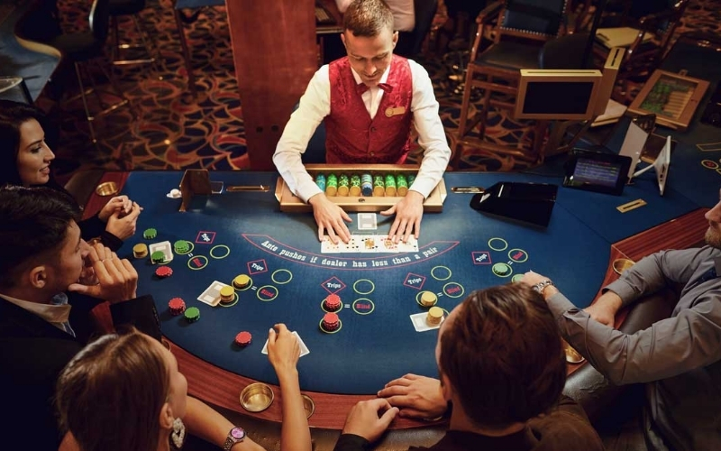 Cơ chế xác thực thời gian thực qua thiết bị ngoại vi