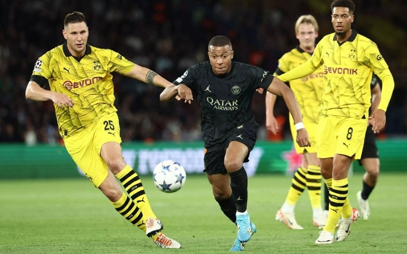 Phân tích các yếu tố ảnh hưởng đến số lượng phạt góc